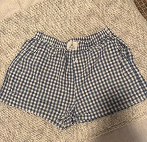 Blue and white shorts Size M thumbnail 1