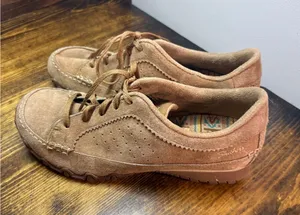 Skechers‎ Tan Sneakers Size 8 thumbnail 1