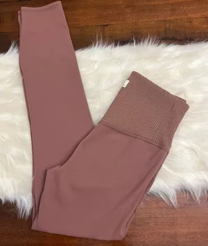 Vuori Ribbed Studio Leggings – High Rise – Size Small – 25” Inseam – Like New thumbnail 1