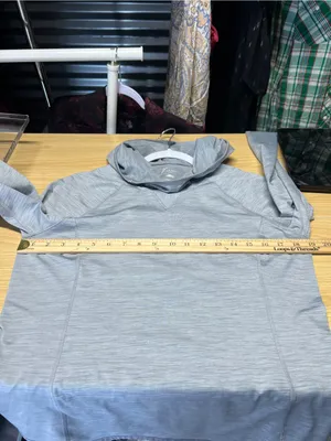 Old Navy Active Go-Dry Gray Hooded Athletic Pullover Top Size M thumbnail 11