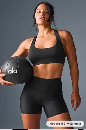 Alo Yoga Airlift Set thumbnail 1