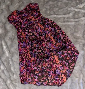 Charlotte Russe XS Floral Asymmetrical Hem Dress – Size XS thumbnail 1