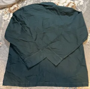 SKIMS LIMITED EDITION SPA BUTTON UP SLEEP TOP ‘PINE’ thumbnail 4