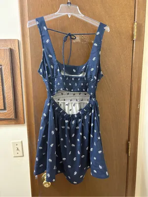 Hill House The Cher Dress in Navy Floral Jacquard thumbnail 5