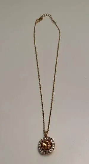 Rhinestone gem pendant thumbnail 1