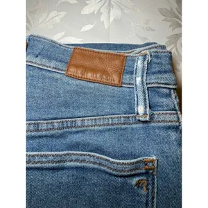 Madewell The Perfect Vintage Jean Straight Leg Medium Wash Blue Denim Womens 27P thumbnail 11