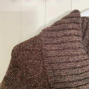 EUC | United States Sweaters women’s brown thick knit acrylic collar‎ sweater thumbnail 4