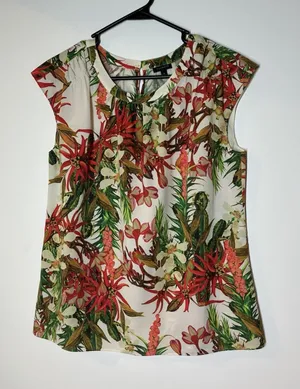 Women's Talbots vibrant,‎ sleeveless shirt tropical botanical M thumbnail 1