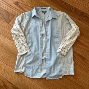 Long sleeve button down Size L thumbnail 1