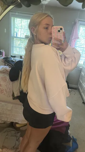 Target Blogates Mockneck thumbnail 5