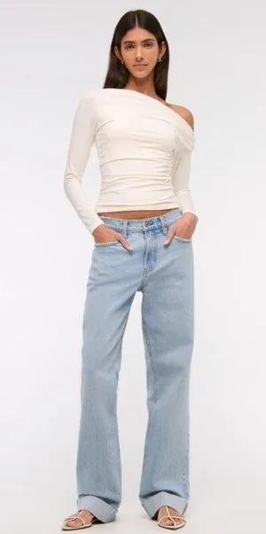 Abercrombie Low Rise Jeans thumbnail 1
