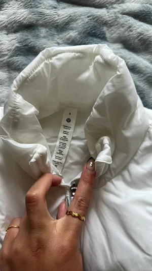 Lululemon Vest thumbnail 3