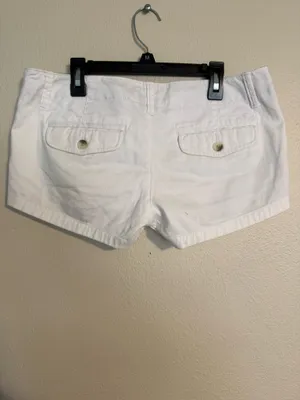 American Eagle Outfitters Shorts White thumbnail 2