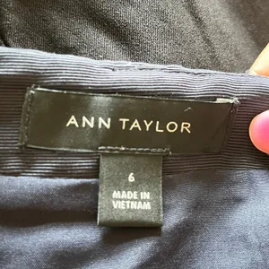Ann Taylor Boucle Tweed Pencil Skirt Navy‎ Blue White Ribbon Trim Size 6 thumbnail 3
