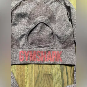 Gymshark long sleeve top medium thumbnail 7