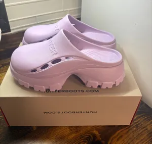 Hunter‎ Lavender Bryce Platform Mules Size 9 thumbnail 1