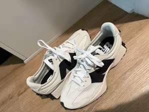 New Balance Shoes thumbnail 2