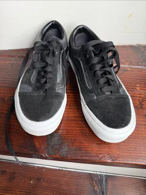 ✨Vans Oldskool Checkered Sneakers Sz 6✨ thumbnail 2