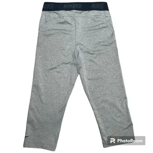 Nike 3/4 Crop Dri-Fit Athletic Legging thumbnail 4