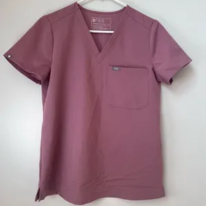 Figs Women's Blush Pink Scrub Top V-neck Pocket Technical Collection Size XS thumbnail 1
