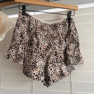 Aerie leopard print flowy boxer shorts coquette lounge shorts small thumbnail 3