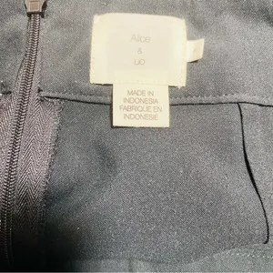 Alice & UO Black Romper Sz-6 thumbnail 3