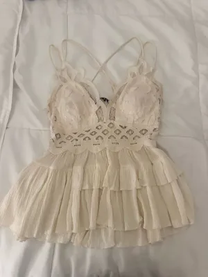 Boutique White Top thumbnail 2