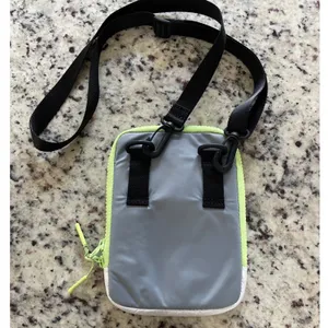 Lululemon Everywhere Belt Bag Neon‎ Lime Grey Nylon Crossbody Phone Pouch thumbnail 2