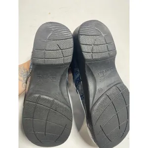 Dansko Professional Clogs Womens 38 Blue Paisley Patent Leather Comfort Nursing thumbnail 5