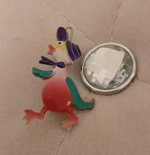 Duck hair clip thumbnail 1