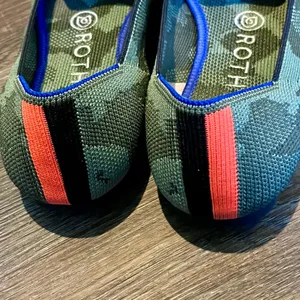 Rothy's The Loafer Olive Green Camo Slip-On Flats Size 7 thumbnail 5