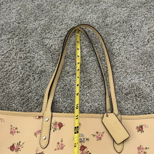 Coach x Disney Floral Tote Bag (NO WRISTLET) thumbnail 7