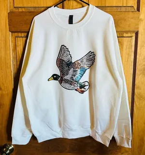 Cabela's Duck hunting sweater White Sweatshirt sequin glitter mallard Duck! Size Large thumbnail 1