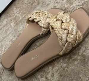 Sandals Gold Size 6.5 thumbnail 1