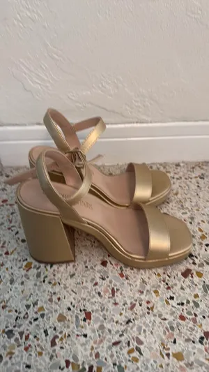 Dream Pairs Champagne Chunky Heels thumbnail 3