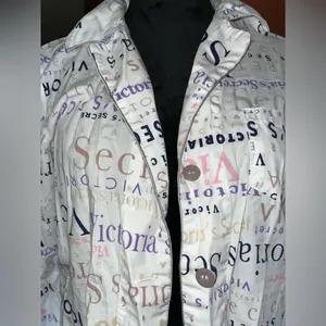 Vintage Victoria’s Secret button-up sleep set thumbnail 4