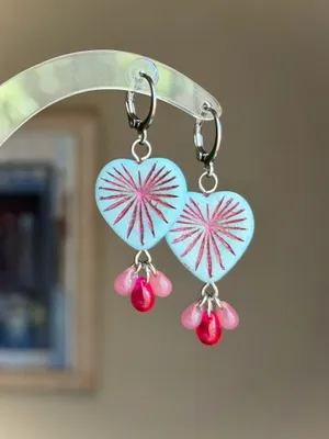 Handmade quality Czech glass heart beads fairy boho vintage retro style earrings🩷 thumbnail 2