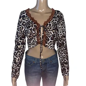 SheIn Leopard Print Tie Front Crop Top thumbnail 4