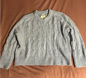 Abercrombie & Fitch Light Blue Cable Knit Crewneck Sweater Size M thumbnail 1