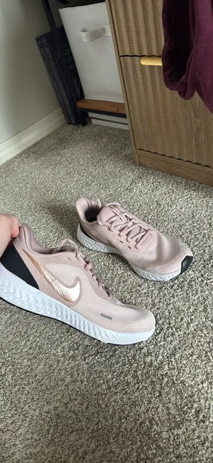 Nike Revolution 5 Running Shoes thumbnail 2