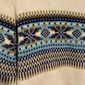 Zippered cardigan. Calvin Klein. Medium. Like new thumbnail 3