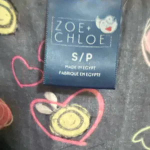 Zoe + Chloe Womens Scrubs Scrub Top Shirt S Bust 38” Dark Gray Bees Hearts Bee thumbnail 2