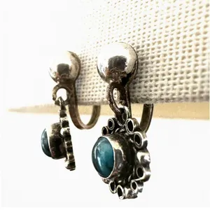 Joy Mexico sterling silver vintage turquoise screw back earrings thumbnail 5