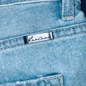 145‎ | NWT Kancan High Rise Distressed Paisley Denim Shorts Light Wash Womens XL thumbnail 8