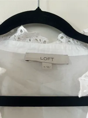 Loft White Eyelet Cotton Peasant Top Medium Cottagecore Romantic Prairie Coastal thumbnail 2