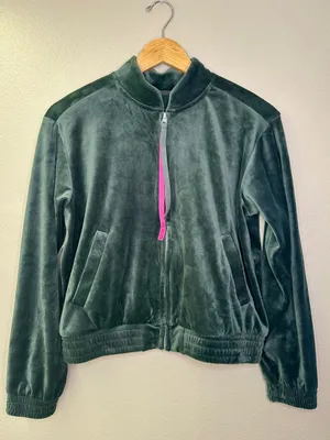 NWT UGG Devaney Bomber Jacket Dark Green Velour Velvet Full Zip Hot Pink thumbnail 2