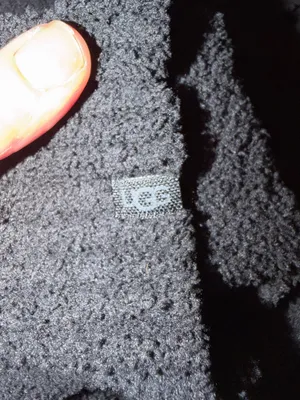 UGG Novalie Slouchy Crop Cozy Soft Cabin-core Sweater Black Size M/L. thumbnail 8