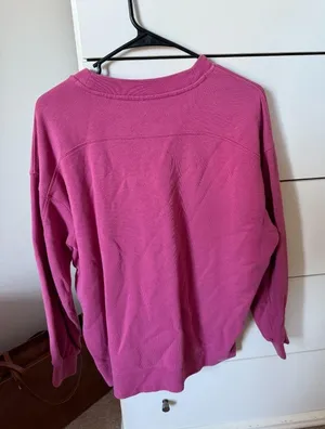 Lululemon Crew Neck thumbnail 2