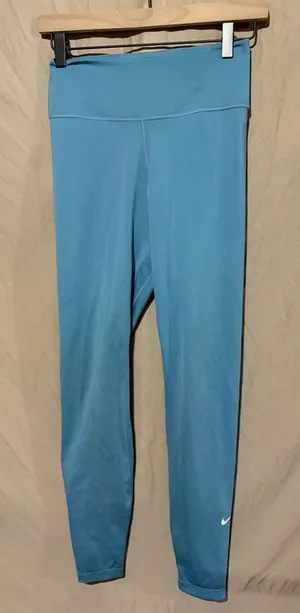 Nike leggings thumbnail 1