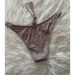 Skims Swim Cheeky Tanga Bottom Dune Crocodile Print Size Large thumbnail 8